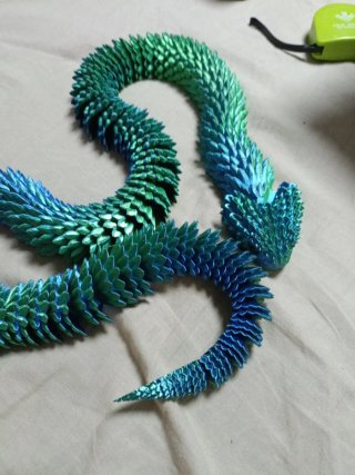 Serpiente articulada 3D
