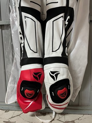 Mono de moto R-TECH 1 PC Talla L “NUEVO”