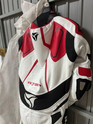 Mono de moto R-TECH 1 PC Talla L “NUEVO”