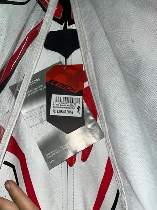 Mono de moto R-TECH 1 PC Talla L “NUEVO”