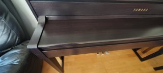 Piano Digital Yamaha Clavinova CLP-575R