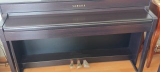 Piano Digital Yamaha Clavinova CLP-575R