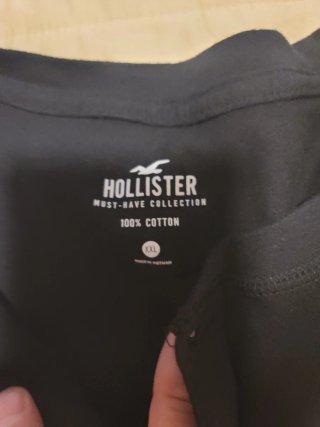 Camiseta Hollister Negra Manga corta