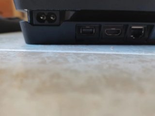 PlayStation 4 Slim 1TB Negra + Accesorios