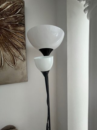 Lámpara de pie moderna cristal y plástico