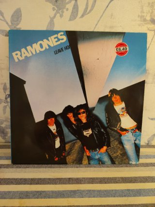 Vinilo Ramones - Leave Home (1977)