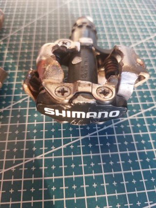 Pedales Shimano PD-M520 Automáticos