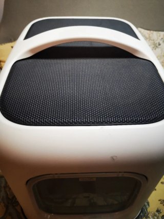 Arenero cubierto para gatos