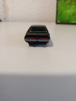 Hotwheels 70 Challenger Premium