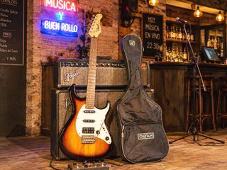 ENVIO24H GUITARRA ELECTRICA CORT G210 SUNBURST HSS