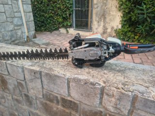 Cortasetos Stihl HS 81 R