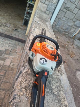 Cortasetos Stihl HS 81 R