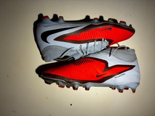 Zapatos de fútbol Nike Phantom Talla 42.5