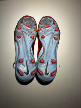 Zapatos de fútbol Nike Phantom Talla 42.5