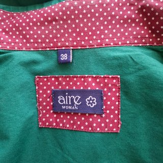 Camisa entallada Aire Woman verde y rosa