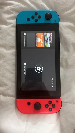 Nintendo Switch Azul y Rojo