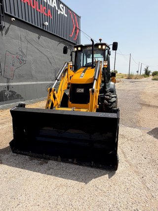 Retroexcavadora Mixta Compacta JCB 3CX