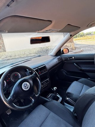 Volkswagen Golf 2003