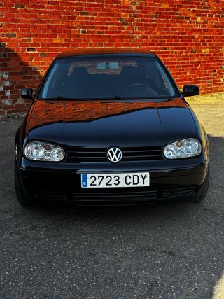 Volkswagen Golf 2003