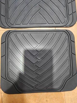Juego 4 Alfombrillas PVC Coche