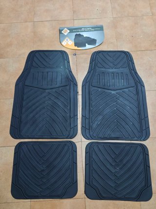 Juego 4 Alfombrillas PVC Coche