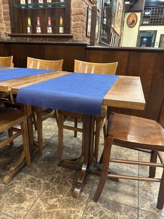 Mesas de madera 112x72 y 61x71