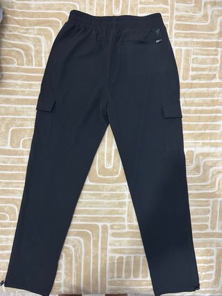 Pantalones cargo negros