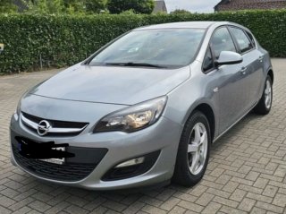 Opel Astra 2014