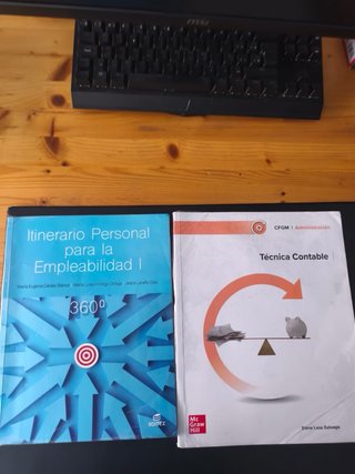 LIBROS 1º GESTIÓN AD. ACAD. COST.
