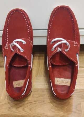 Zapatos náuticos rojos de ante