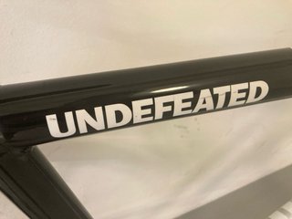 Fixie State Bicycle Undefeated