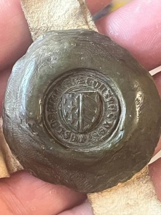 Sigillo medievale cera verde con pergamena