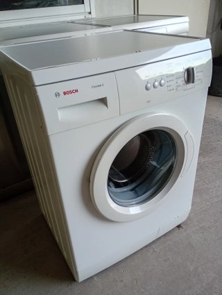 Lavadora Bosch 6kg 1000rpm.