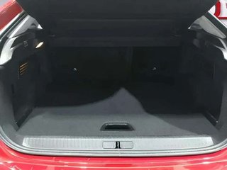 Citroën C4 PureTech 130 S&amp;S 6v Shine