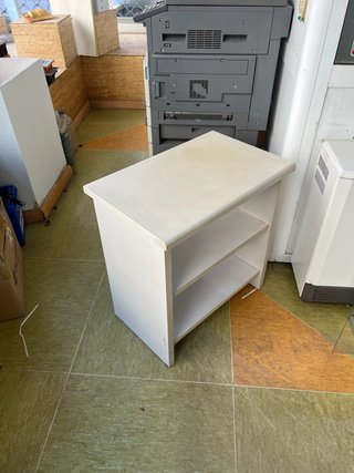 Mesa auxiliar estantería beige