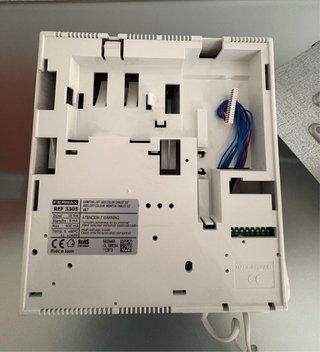 Videoportero Fermax Loft Color 3,5” + soporte