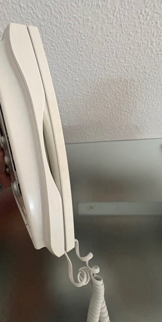 Videoportero Fermax Loft Color 3,5” + soporte