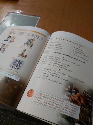 CHRISTMAS CAROL, A ESO2 ACTIVITY