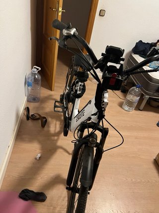 Bicicleta Eléctrica ESKUTE C100 bateria 4hr