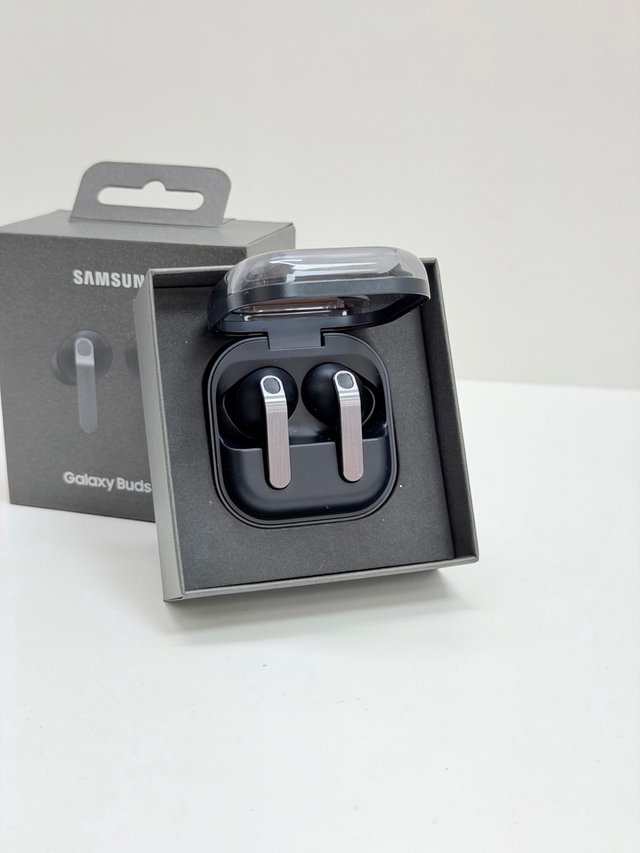 Samsung Galaxy Buds4 Pro
