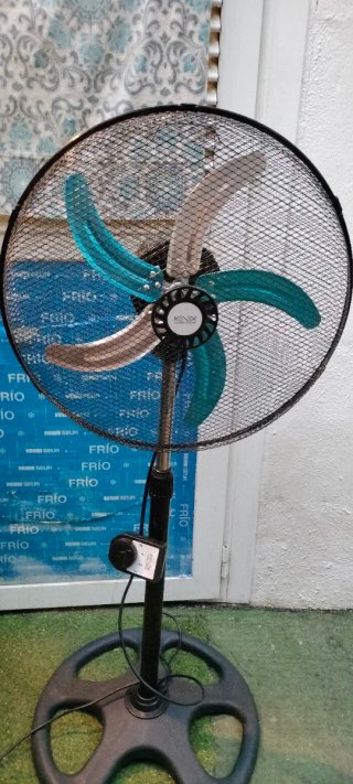 Ventilador industrial KENEX 3 velocidades 100W