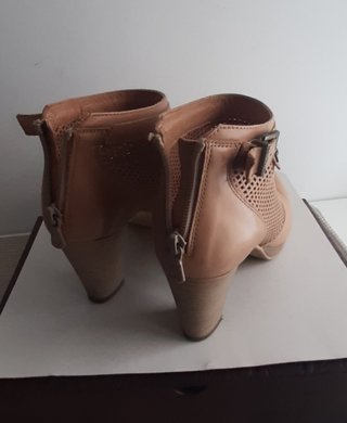 Botas tobilleras Nero Giardini T37 camel