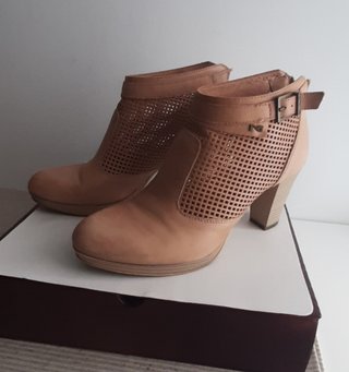 Botas tobilleras Nero Giardini T37 camel