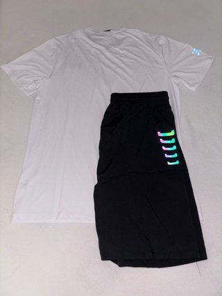 Conjunto Under Armour T-shirt y Pantalón Corto