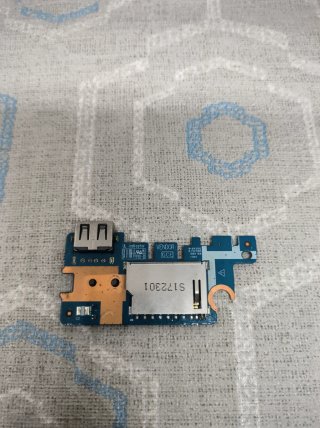 Placa USB Board Original Portátil HP CSL50 LS-E795