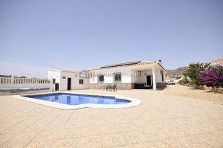 Casa en venta en Arboleas