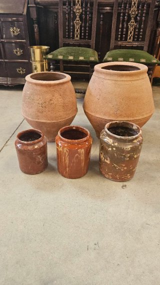 Juego de 2 tinajas y 3 tarros antiguos
