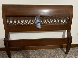 Struttura letto singolo in legno noce
