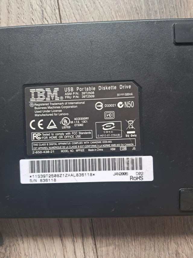 Disquetera USB IBM ThinkPad 3.5 MPF82E 39T2508