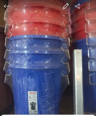 Cubo de basura con tapa 7 litros